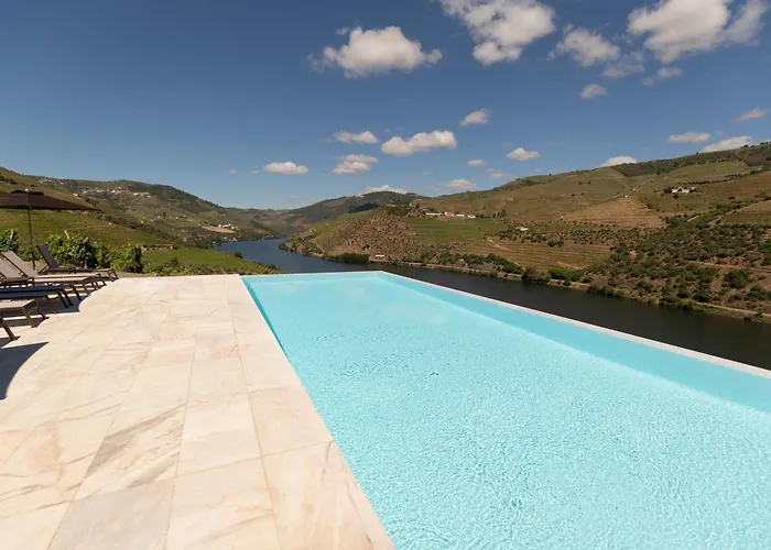 Vine House - Quinta São Luiz